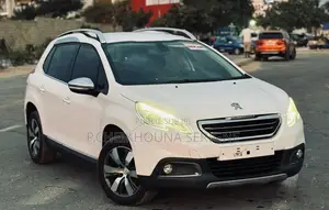 Photo - Peugeot 2008 2015 Blanc