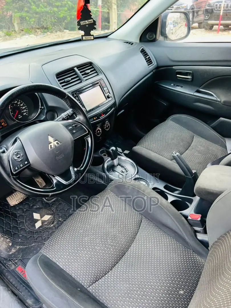 Mitsubishi RVR 2016 Gris