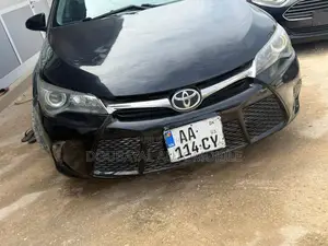 Toyota Camry 2015 Noir Mat