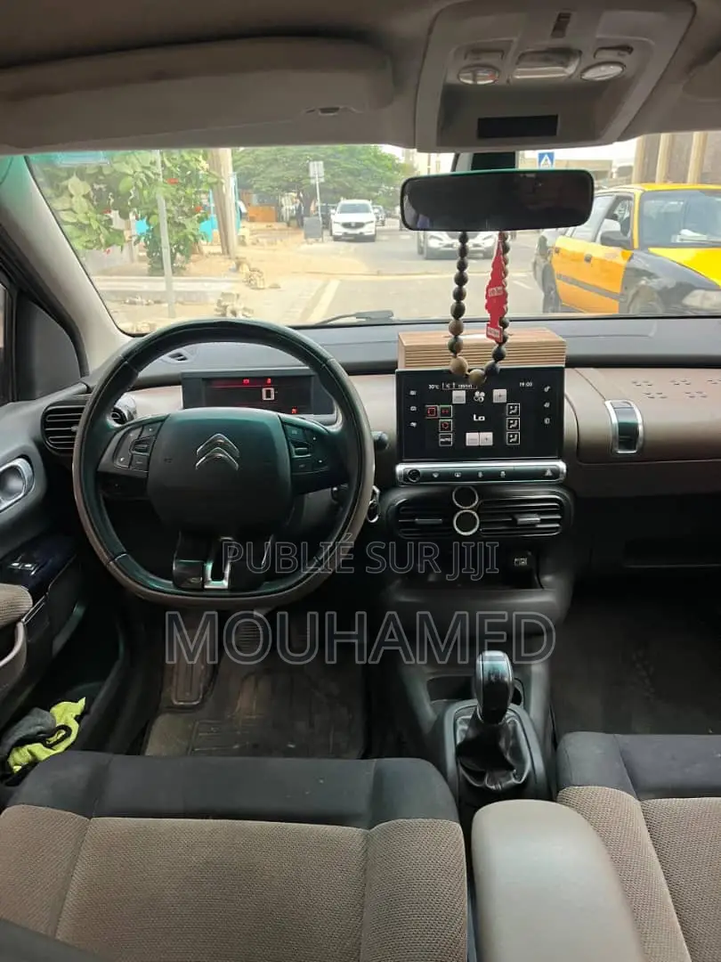 Citroen C4 2018 Gris