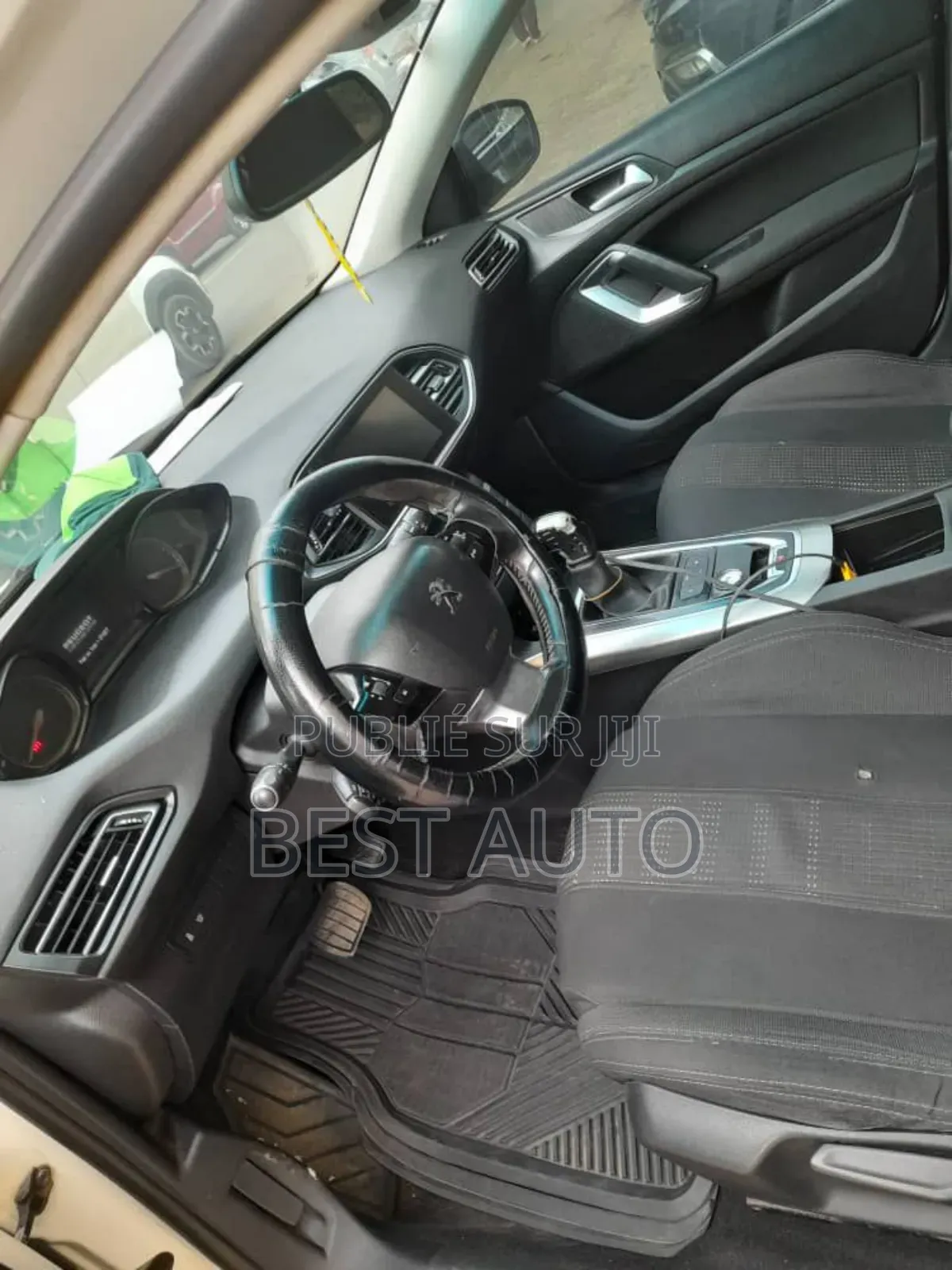 Peugeot 308 2015 Blanc