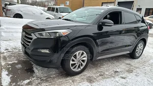 Photo - Hyundai Tucson 2017 Black