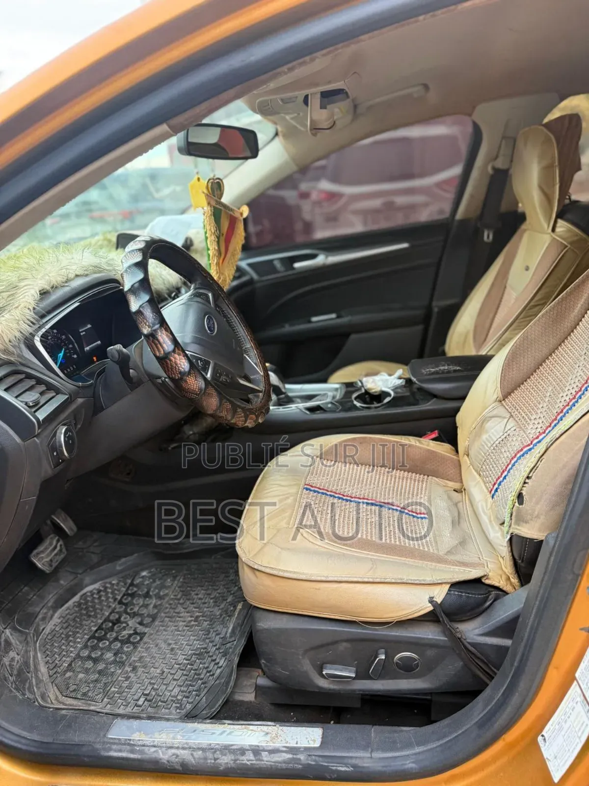 Ford Fusion 2014 Jaune