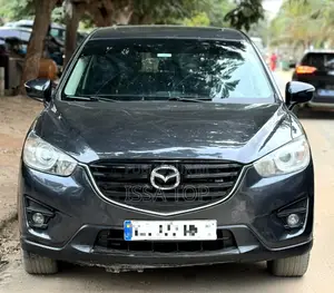 Photo - Mazda CX-5 2016 Gris