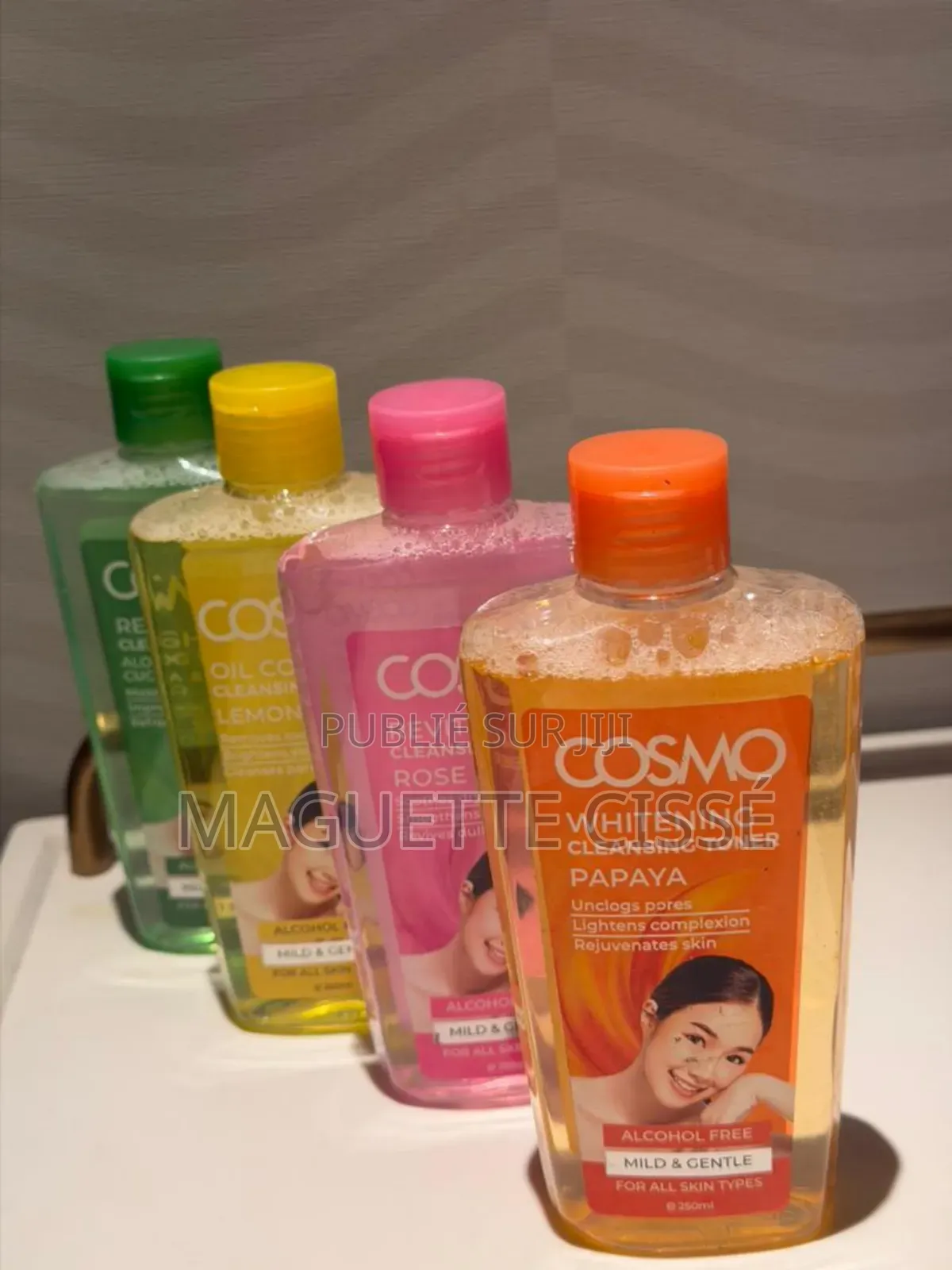 Lotion Tonique Cosmo Anti Boutons Anti Taches Sévère