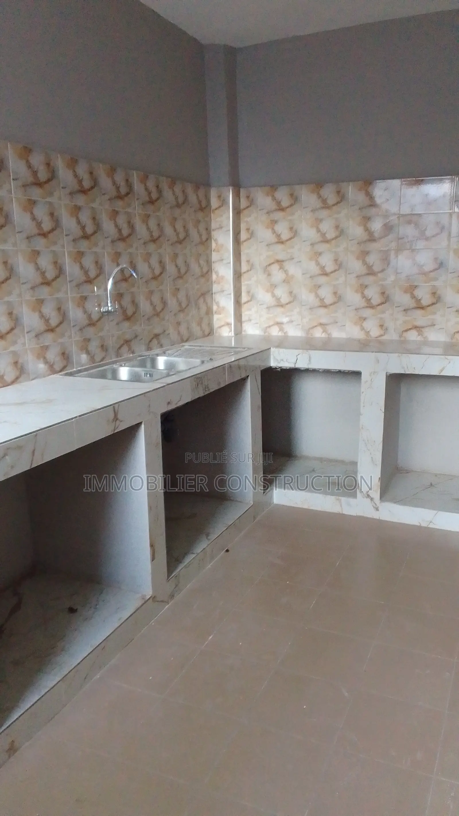 3chbre Villa dans Mbao Villeneuve Eig, Thiaroye à Louer