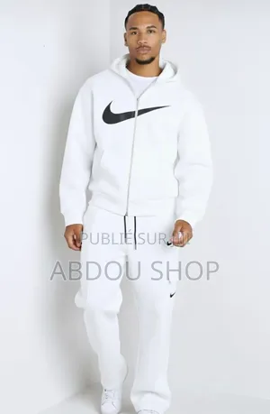 Ensemble Blouson Capuche Nike Original Qualité Disponible