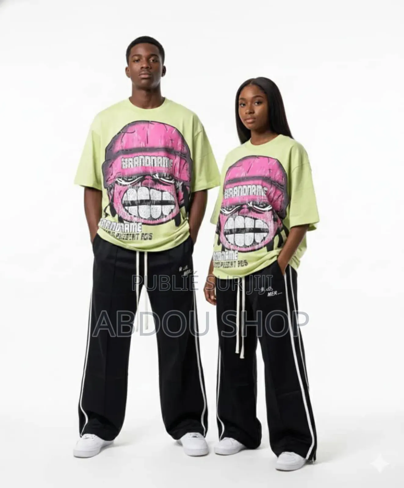 Ensemble T-Shirts Pantalons Unisexe Disponible