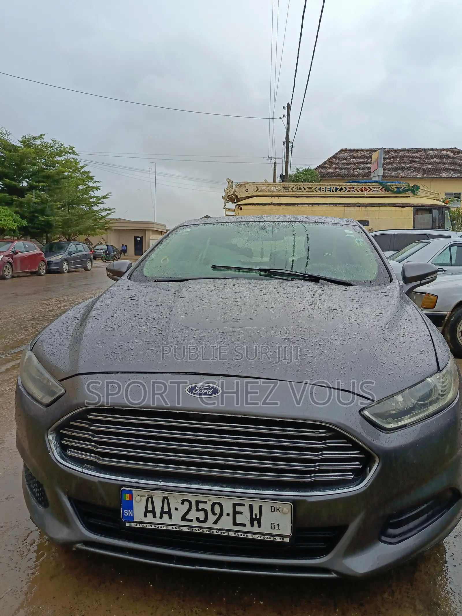 Ford Fusion SE 4dr Sedan (2.5L 4cyl 6A) 2014 Gris