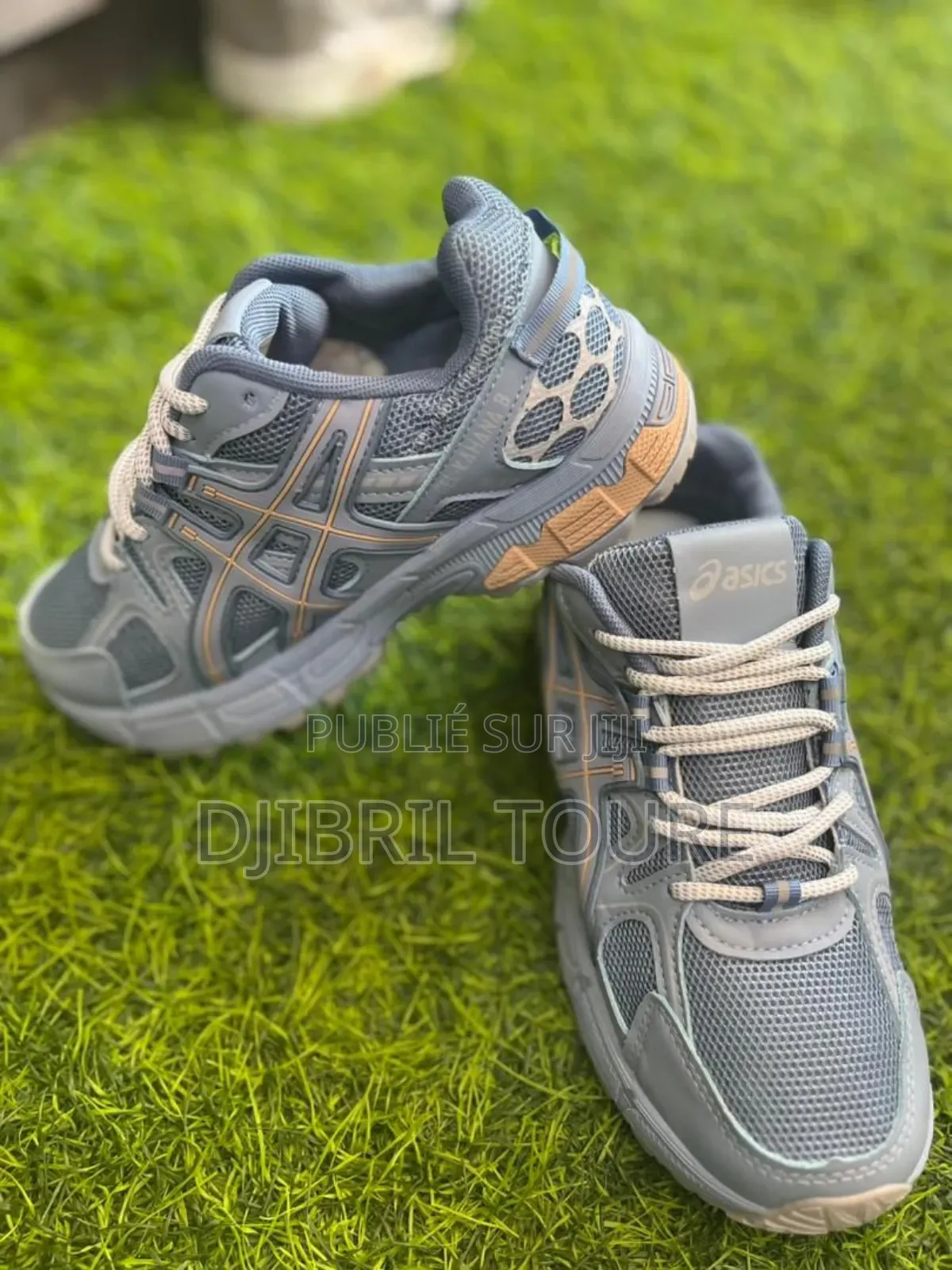 Des Chaussures  Neuf