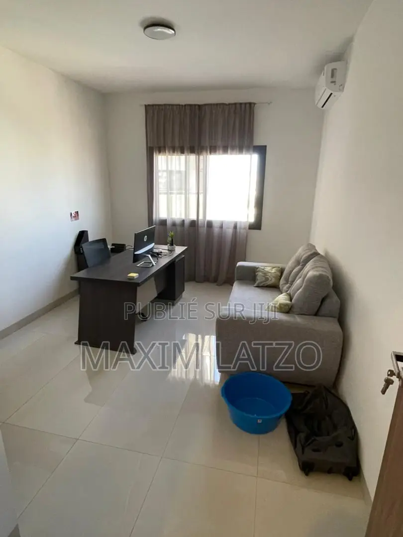 4chbre Appartement dans Mermoz Sacré-Cœur à Louer