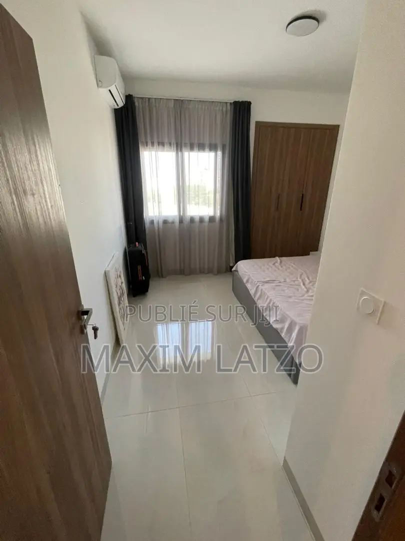 4chbre Appartement dans Mermoz Sacré-Cœur à Louer