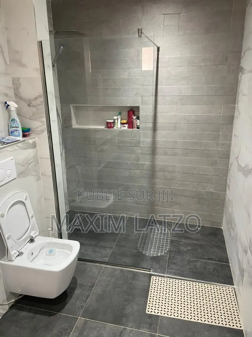 4chbre Appartement dans Mermoz Sacré-Cœur à Louer