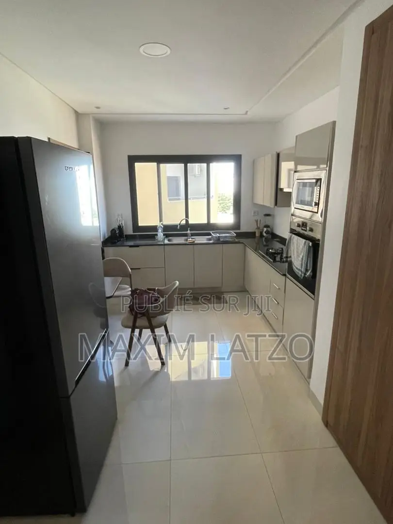 4chbre Appartement dans Mermoz Sacré-Cœur à Louer