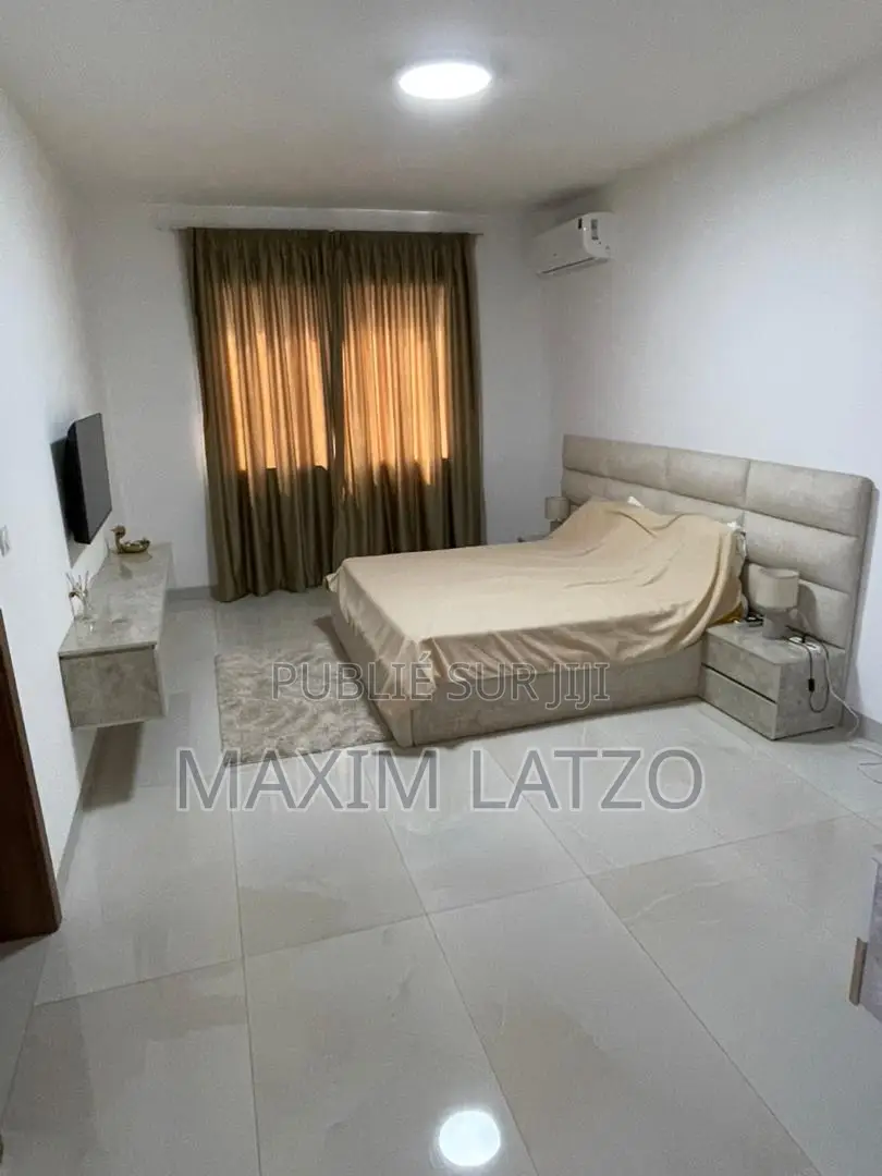 4chbre Appartement dans Mermoz Sacré-Cœur à Louer