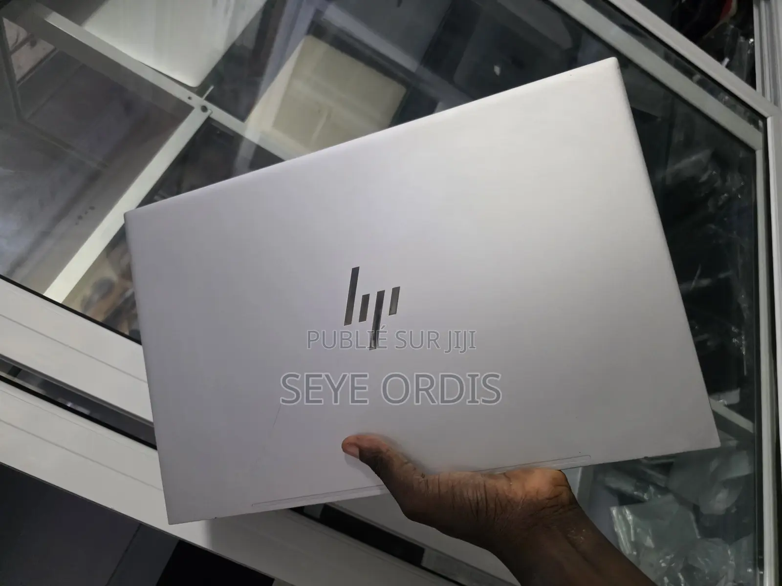 Ordinateur Portable HP EliteBook 850 G8 16GB Intel Core I7 SSD 512GB