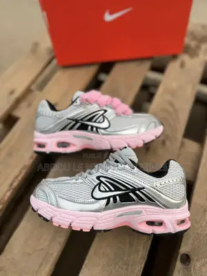 Nike Moto Disponible
