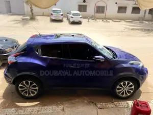 Nissan Juke NISMO 4dr Hatchback (1.6L 4cyl Turbo 6M) 2015 Blue