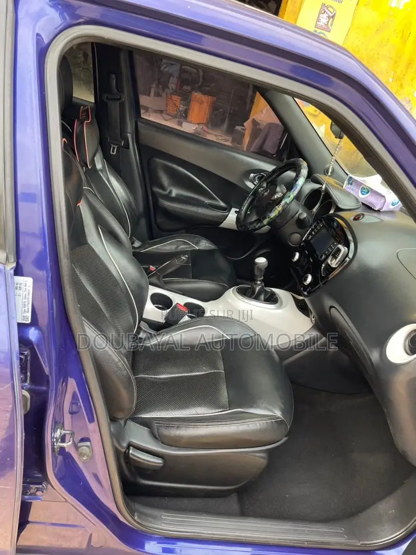 Nissan Juke NISMO 4dr Hatchback (1.6L 4cyl Turbo 6M) 2015 Blue