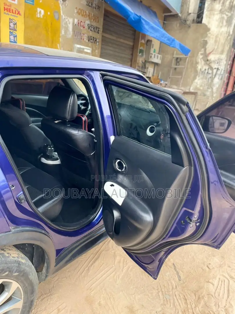 Nissan Juke NISMO 4dr Hatchback (1.6L 4cyl Turbo 6M) 2015 Blue