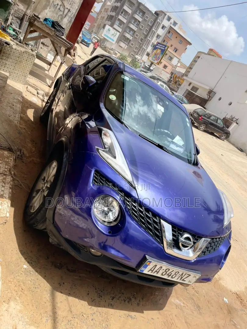 Nissan Juke NISMO 4dr Hatchback (1.6L 4cyl Turbo 6M) 2015 Blue