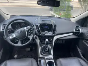 Ford Escape 2014 Gris