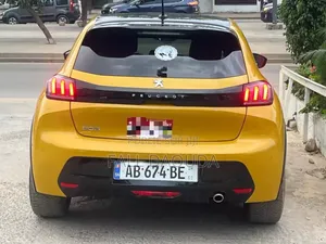 Peugeot 208 2020 Jaune