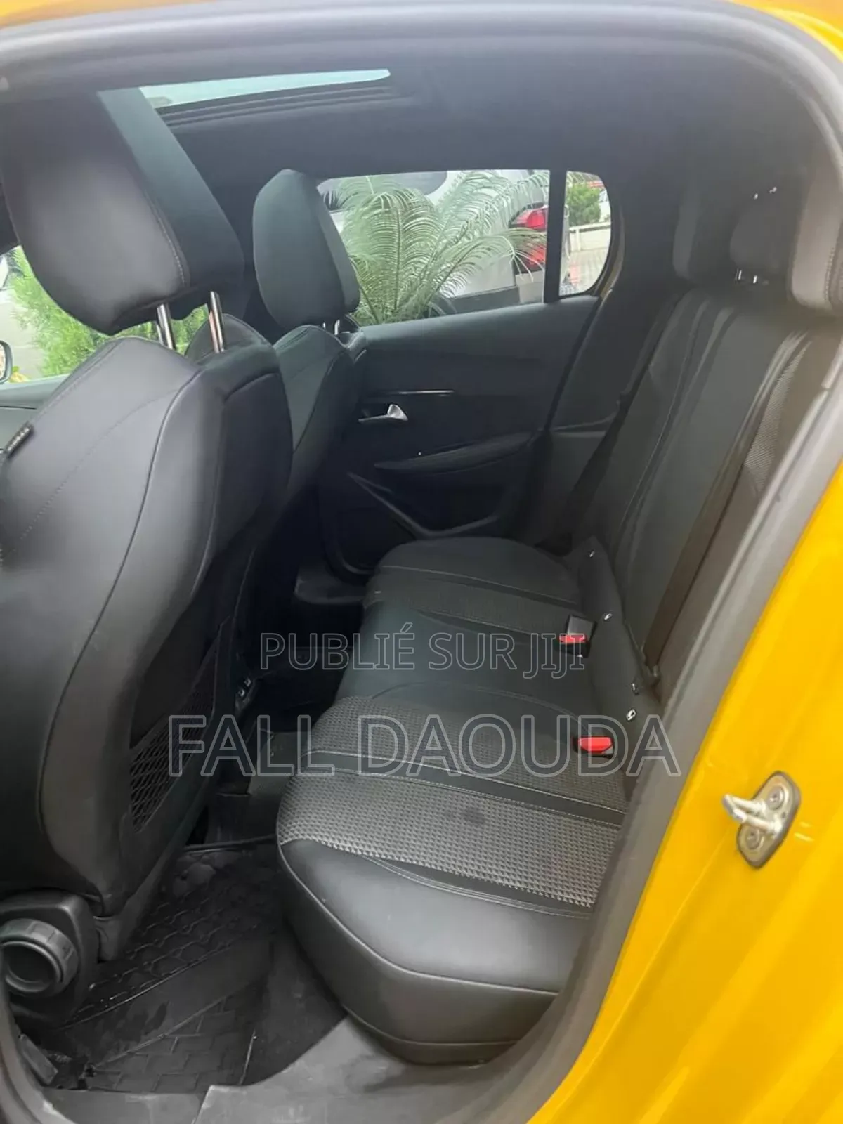 Peugeot 208 2020 Jaune