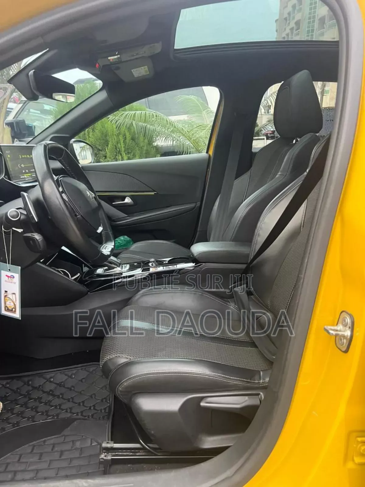 Peugeot 208 2020 Jaune