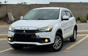 Photo - Mitsubishi RVR 2017 Blanc