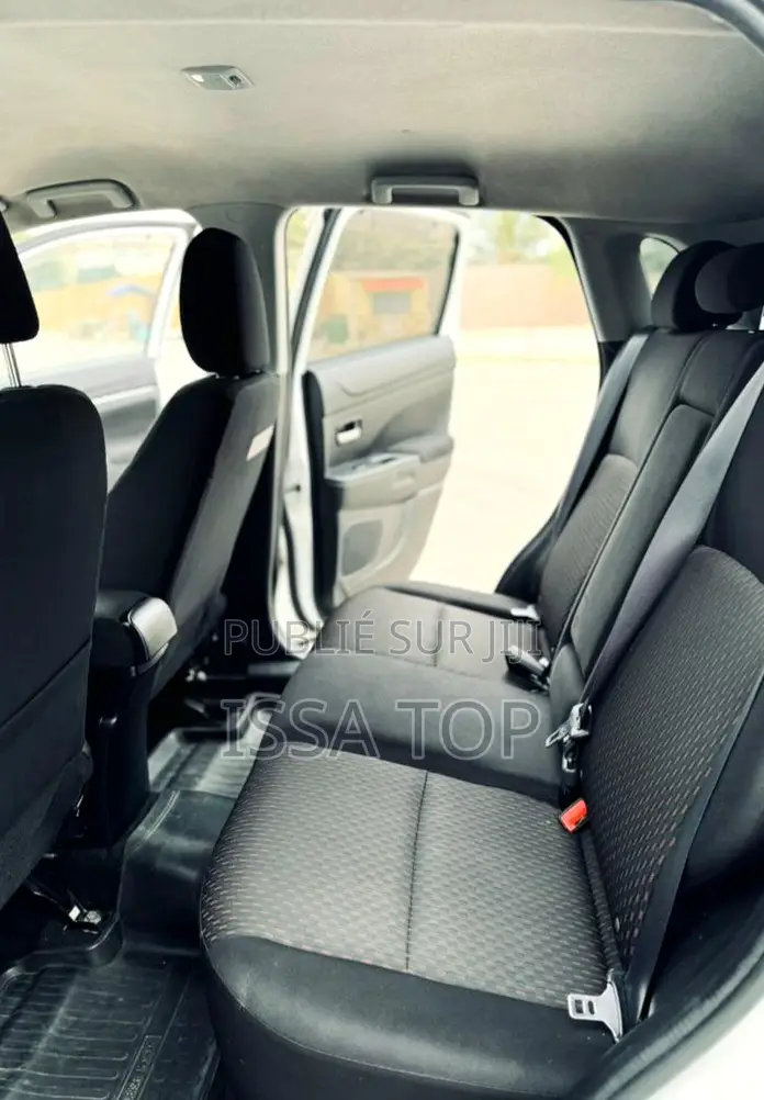 Mitsubishi RVR 2017 Blanc