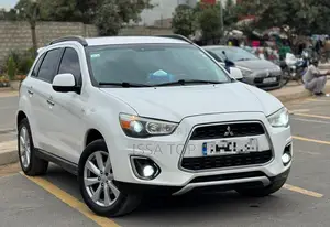 Mitsubishi RVR 2015 Blanc