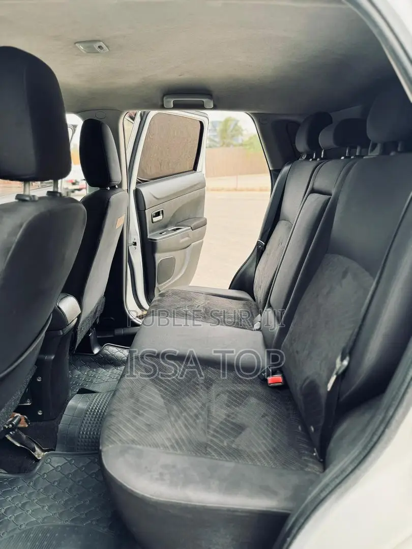 Mitsubishi RVR 2015 Blanc