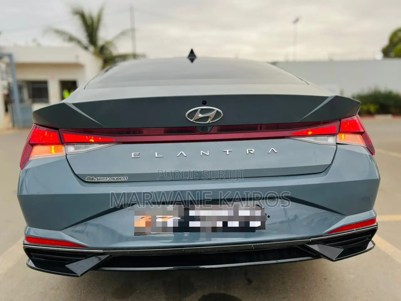 Hyundai Elantra 2021 Gris