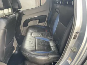 Mitsubishi L200 2015 Gris