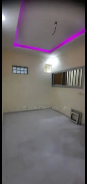 Photo - 1chbre Appartement dans , Yoff à Louer