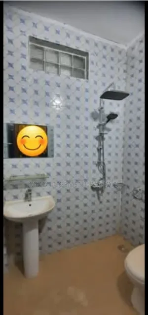 1chbre Appartement dans , Yoff à Louer