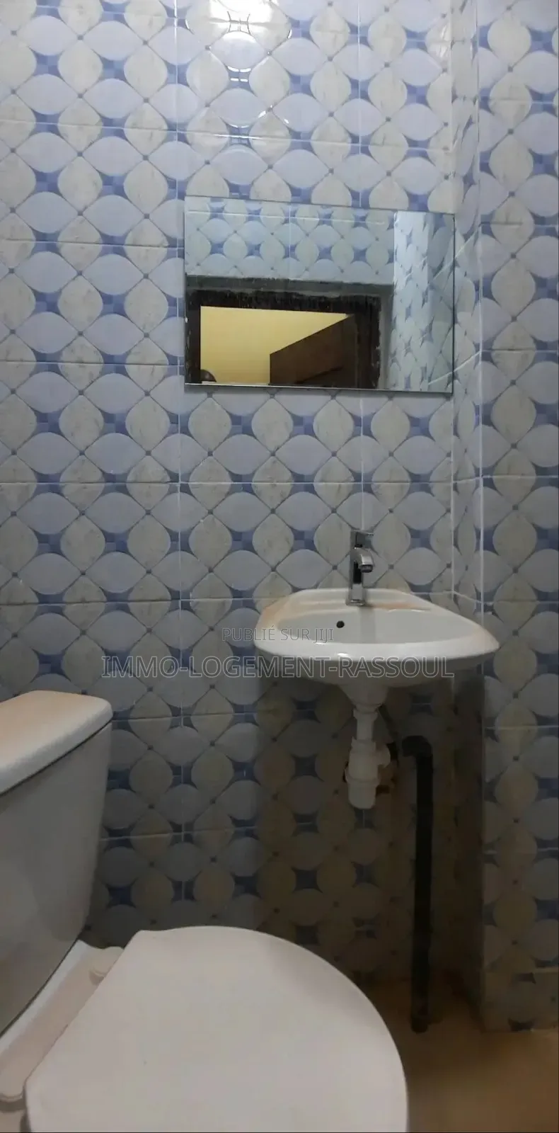 1chbre Appartement dans , Yoff à Louer