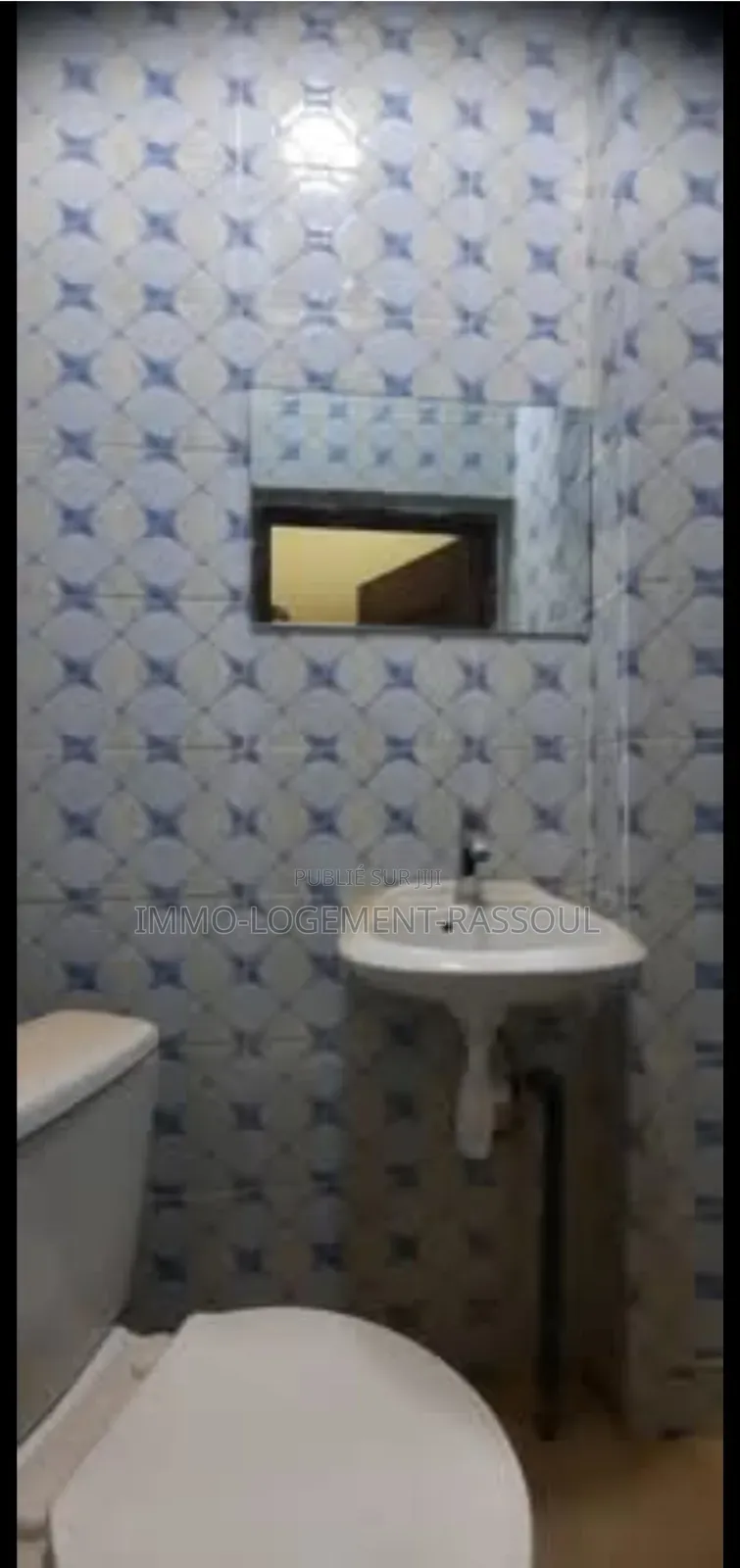 1chbre Appartement dans , Yoff à Louer