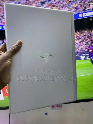 New Ordinateur Portable HP EliteBook 745 G5 8GB AMD Ryzen 5 SSD 250GB