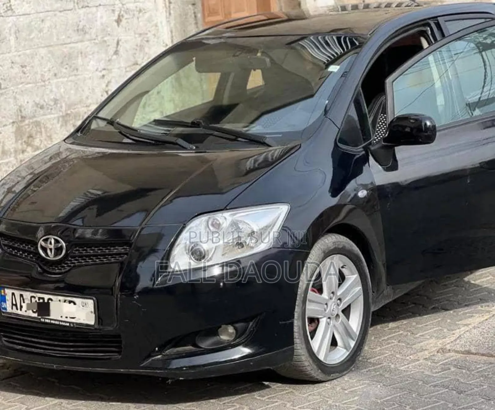 Toyota Auris 2010 Black