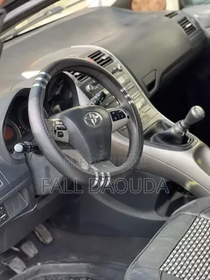 Toyota Auris 2010 Black