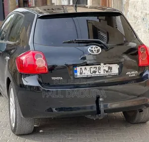 Toyota Auris 2010 Black
