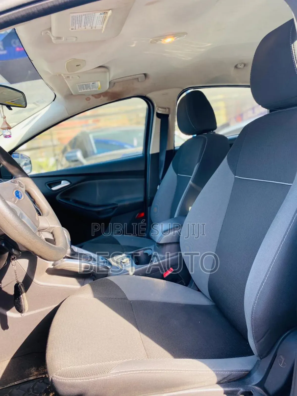 Ford Focus 2014 Gris