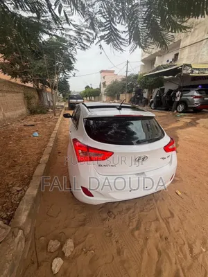 Hyundai Elantra 2016 Blanc