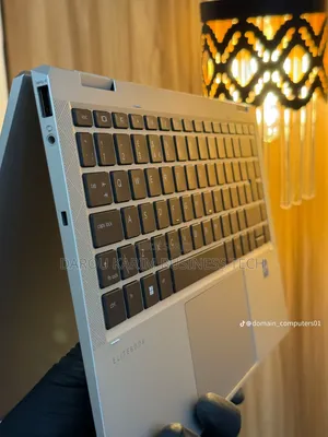 New HP EliteBook 1040 32GB Intel Core Ultra 7 SSD 1T