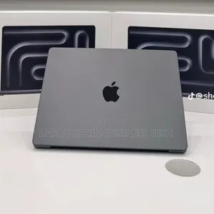 New Apple Macbook Pro 2025 M5 14-inch 24GB Apple M5 SSD 1T