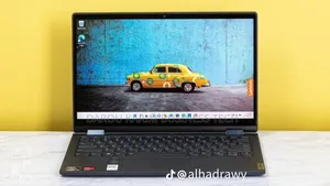 New Ordinateur portable Lenovo ThinkPad Yoga 8GB AMD Ryzen 5 SSD 256GB