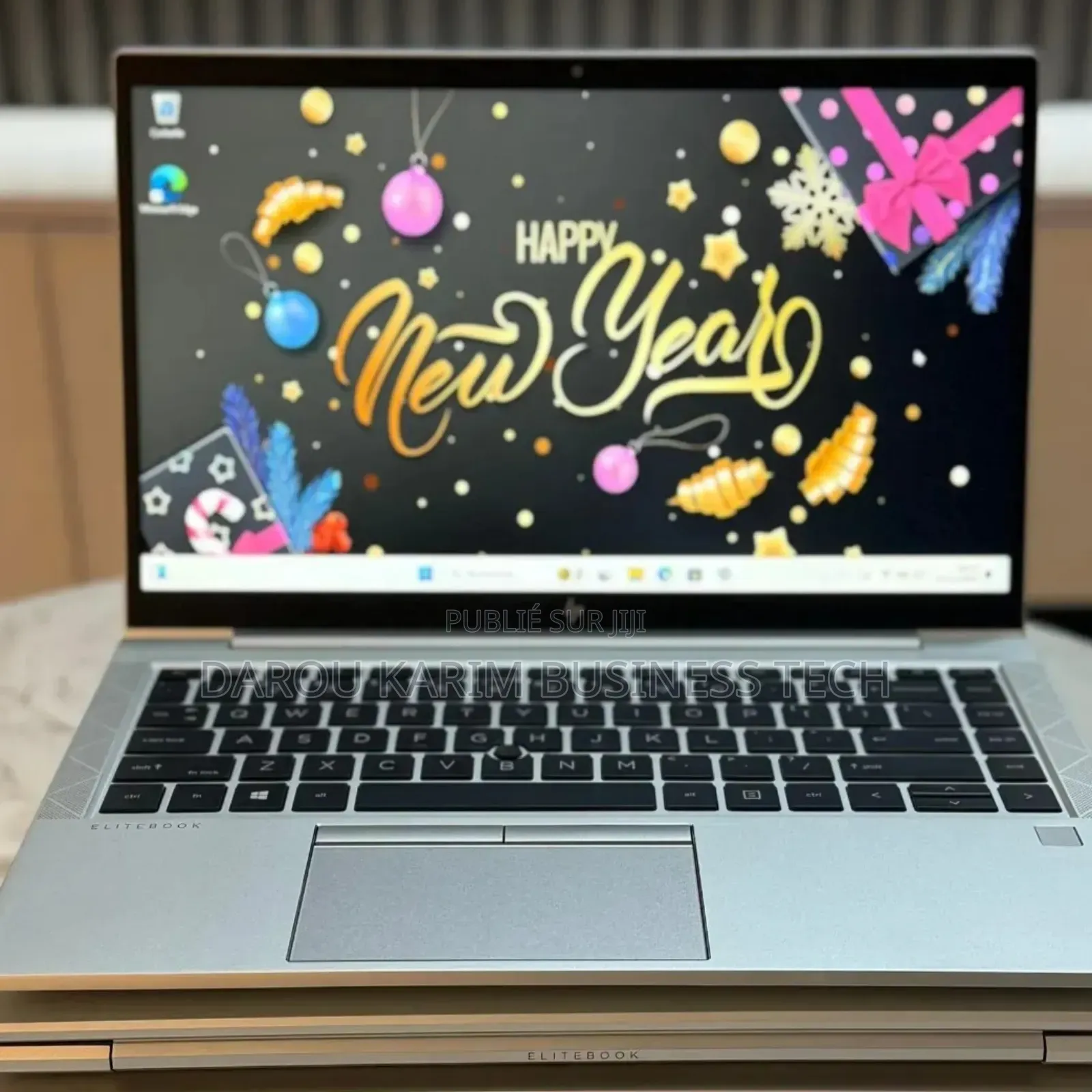 New Ordinateur portable HP 16GB AMD Ryzen 5 SSD 256GB