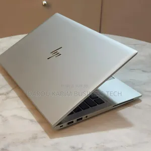 New Ordinateur portable HP 16GB AMD Ryzen 5 SSD 256GB